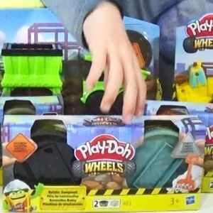 Play-Doh Wheels Pavement & Cement . {2} Package Bundle